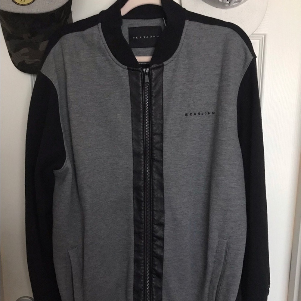 Sean john varsity jacket.in perfect condition